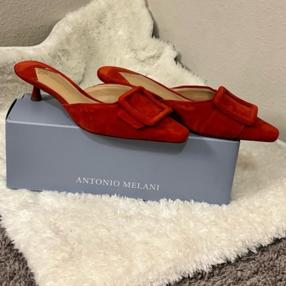 ANTONIO MELANI Red Suede Heels with Bow